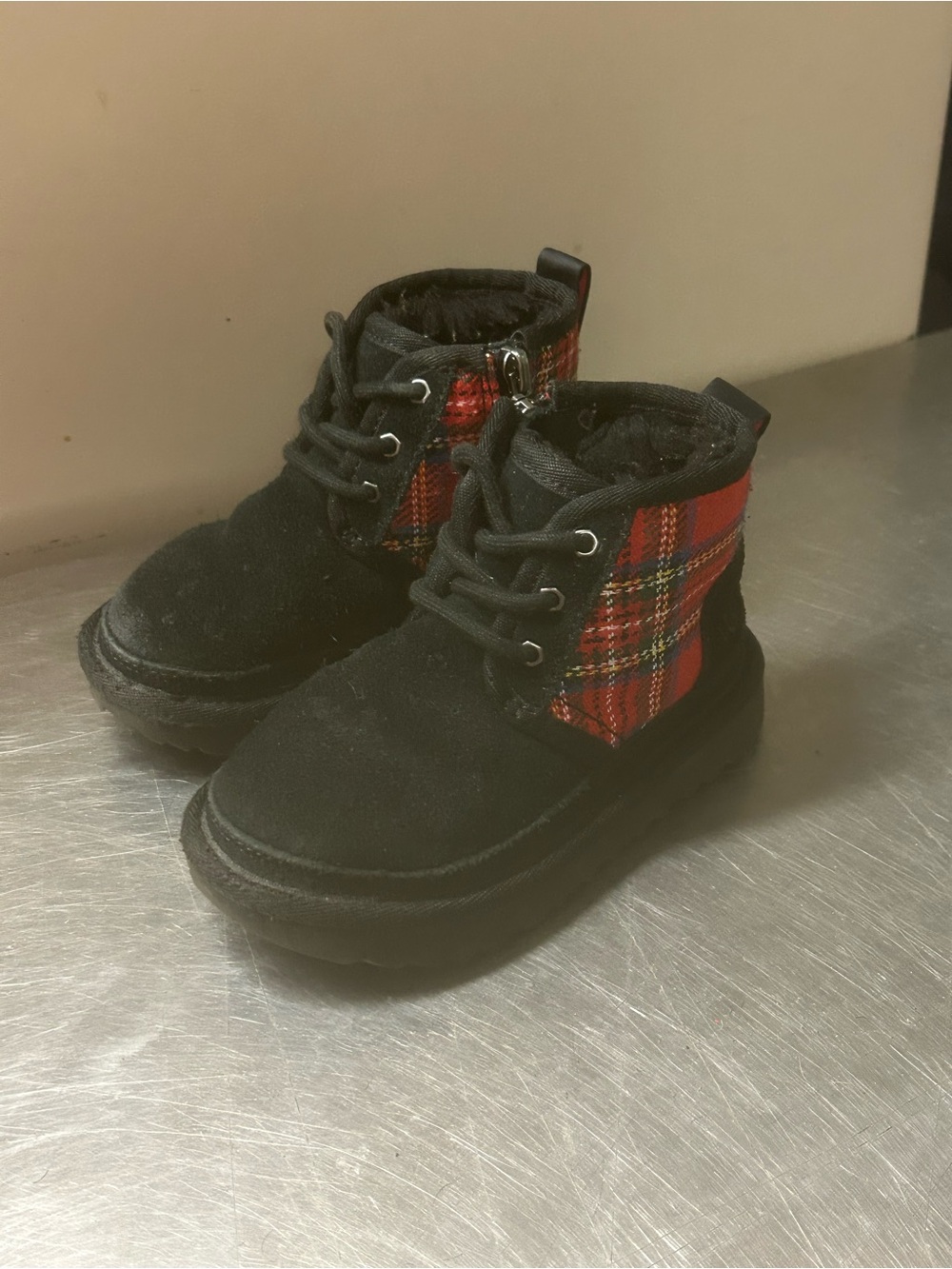 Ugg Boots Toddler Size 9 Little Girl
